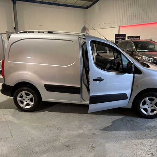 2012 (12) PEUGEOT PARTNER L1 1.6 HDi DIESEL 850 S 4 DOOR 