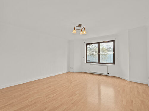 Oliphant Court, Stirling, FK8 1US