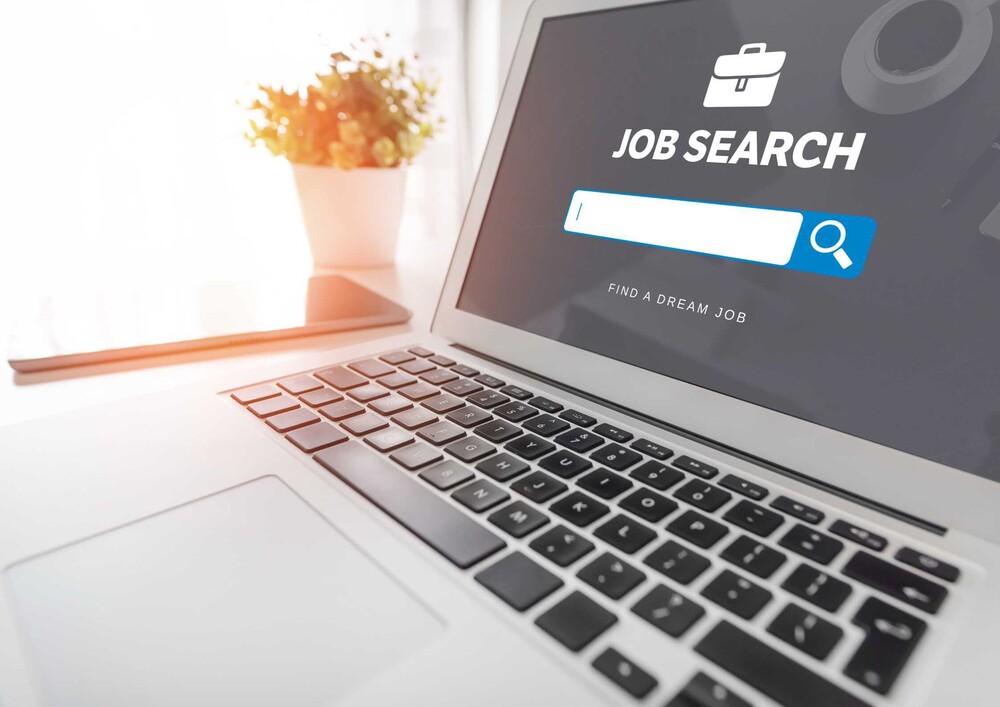 5 Tips for Graduates Looking to Land Their First Tech Job