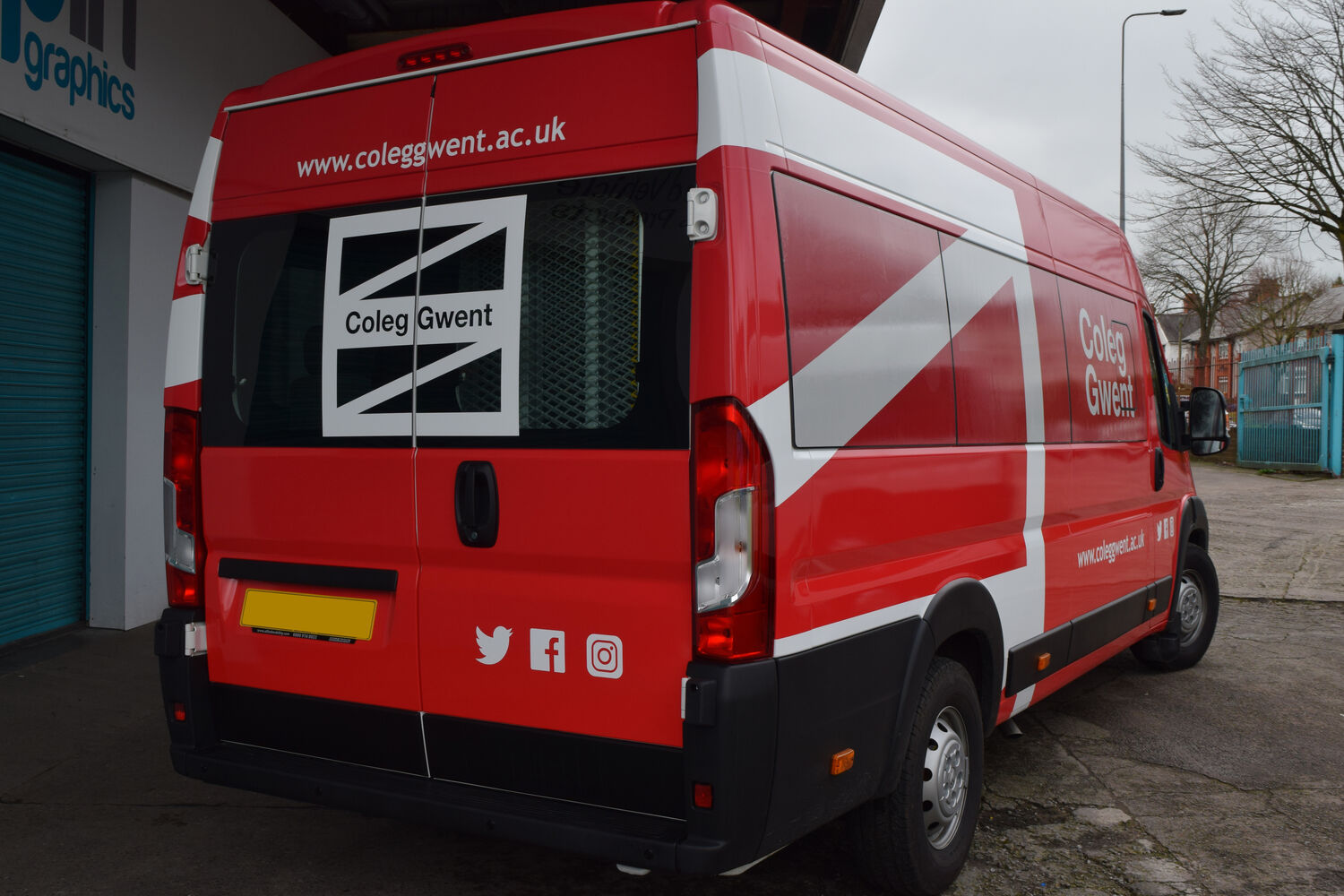 Coleg Gwent - 4x Citroen Relay Minibus