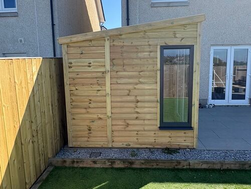 8x8 Pent Summer House