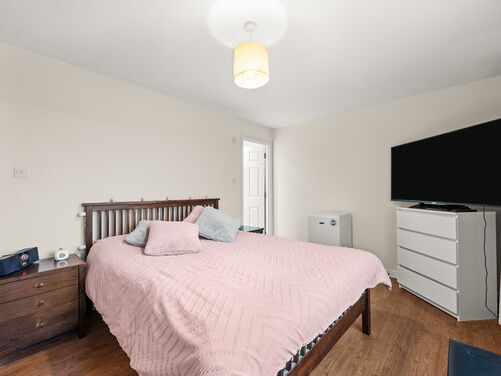 James Short Park, Falkirk, FK1 5EB