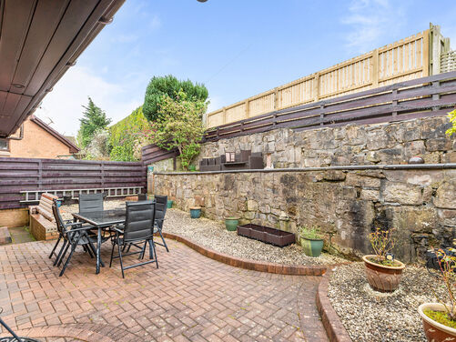 Orchard Grove, Polmont, FK2 0XE
