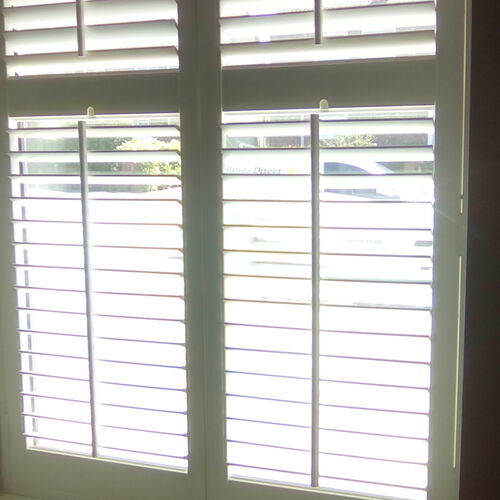 Plantation shutters | Blinds Direct | Blinds Direct | Blinds Stockport | Wooden and Roller Blinds Stockport