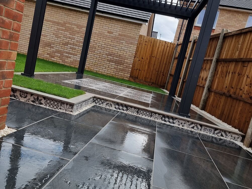 Gallery | Hd Landscaping | Landscape Gardening | Garden Maintenance Leighton Buzzard | Garden Design Bedfordshire