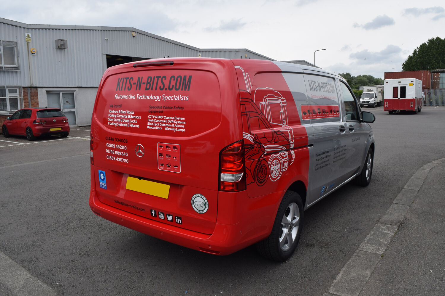 Kits n Bits - 3x Mercedes Vito