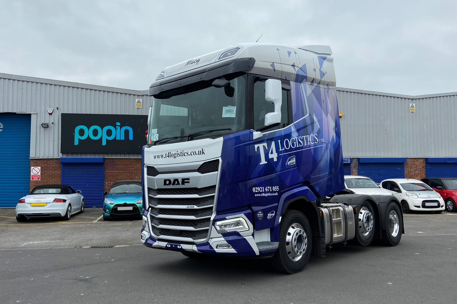 T4 Logistics - 4x DAF XG