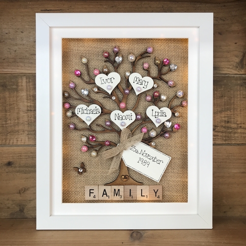 Large “ pretty with pearls “ family tree frame