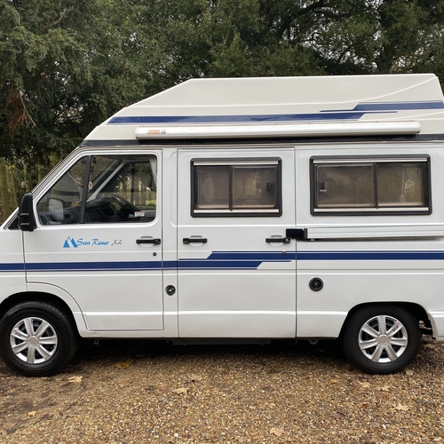 Holdsworth San Remo XL 2 Berth Camper Van Renault Trafic 1995 - Only 63149 Miles