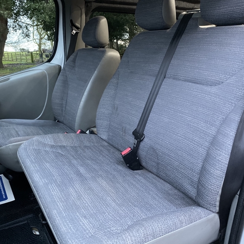 2010 (60)reg Renault Trafic 2.0 DCi 115 Hi Top Camper Van 4 Berth Sat Nav 6 Spd