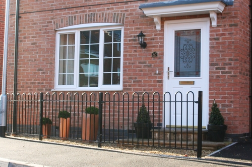 900mm high bowtop railing panel