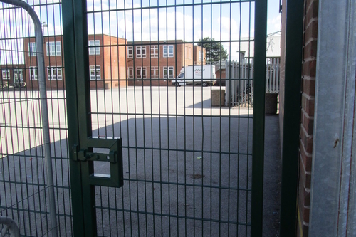 2000mm high Single Twinwire gates
