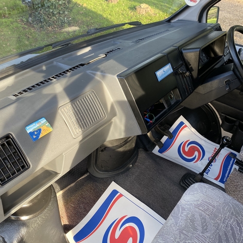Holdsworth Rainbow Camper Van 1993 Renault Trafic 2.1 Diesel - FIXED BED - UNIQUE!