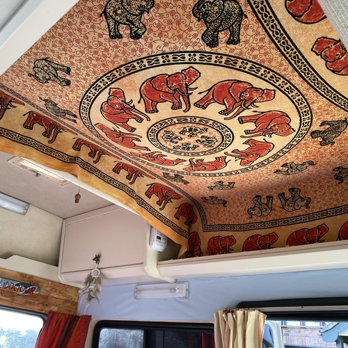 Holdsworth Rainbow Camper Van 1993 Renault Trafic 2.1 Diesel - FIXED BED - UNIQUE!