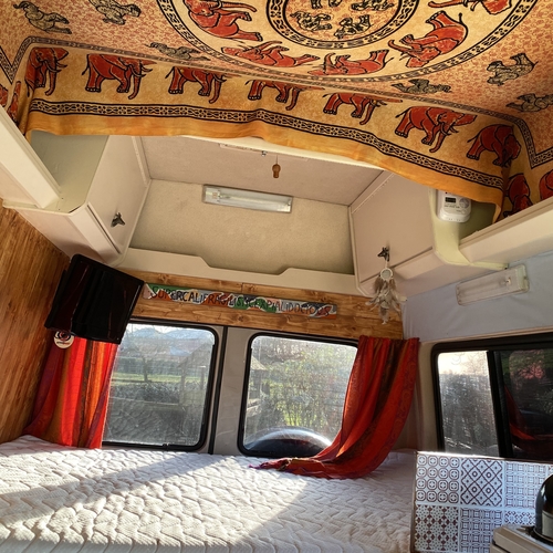 Holdsworth Rainbow Camper Van 1993 Renault Trafic 2.1 Diesel - FIXED BED - UNIQUE!