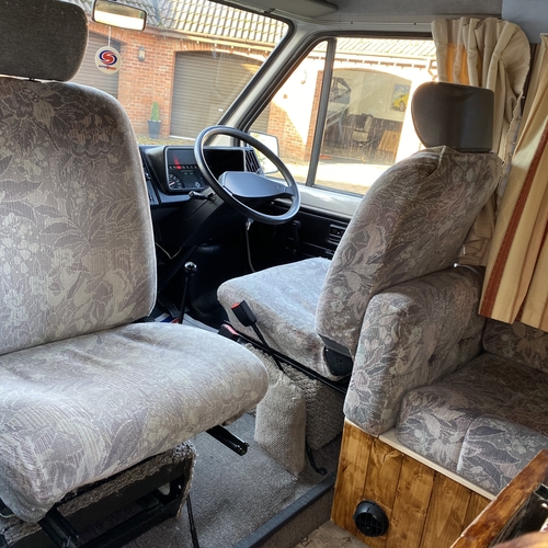 Holdsworth Rainbow Camper Van 1993 Renault Trafic 2.1 Diesel - FIXED BED - UNIQUE!