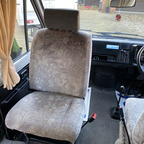 Holdsworth Rainbow Camper Van 1993 Renault Trafic 2.1 Diesel - FIXED BED - UNIQUE!