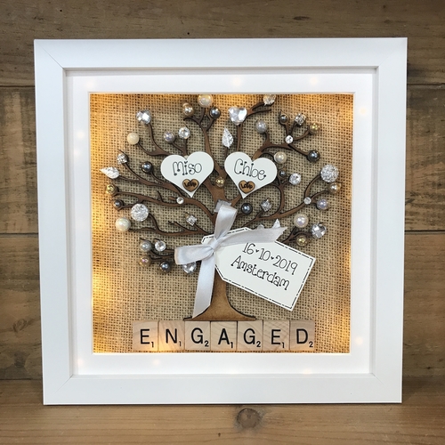 “ Engaged “ tree frame