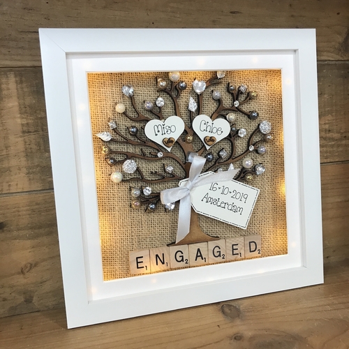 “ Engaged “ tree frame