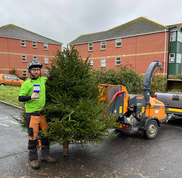 £500 RAISED FOR PEOPLE MATTER IW