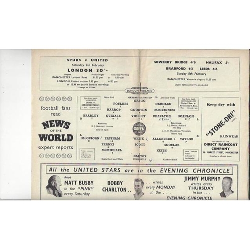 1958/59 Manchester United v Newcastle United Football Programme + Press Cutting