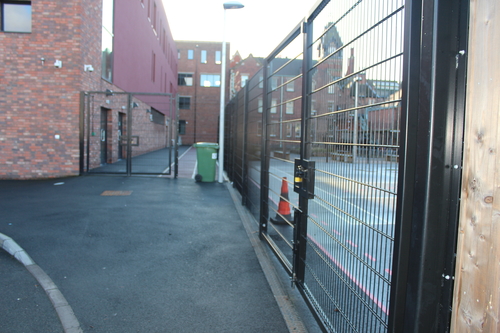 1800mm high Double Twinwire gates