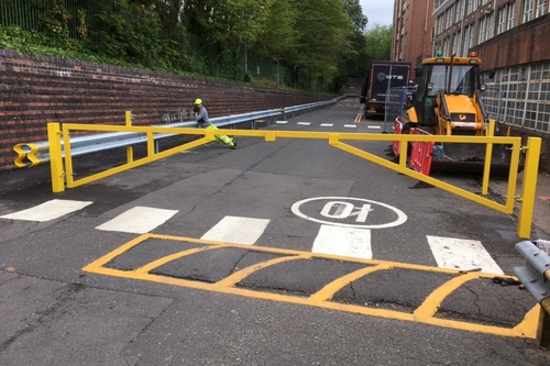 1000mm high Double Car Park Barrier