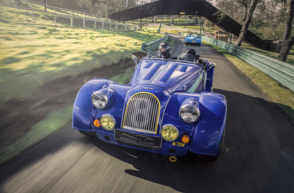 Geneva Motorshow: 50th Anniversary Morgan +8 revealed