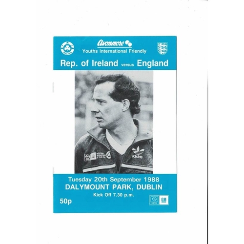 1988 Republic of Ireland v England Youth International Football Programme