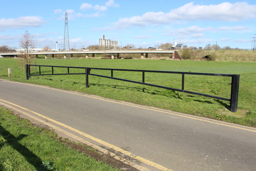 1000mm high Double Car Park Barrier