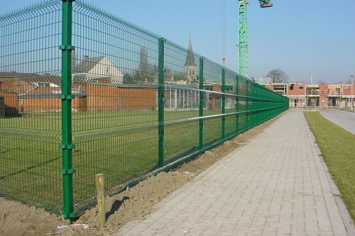 Budget mesh fence inter/end posts