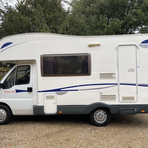 2005 CI Cusona 594 Motorhome 4 Berth 28264 Miles Last Owner 9.5yrs - ONLY £9995