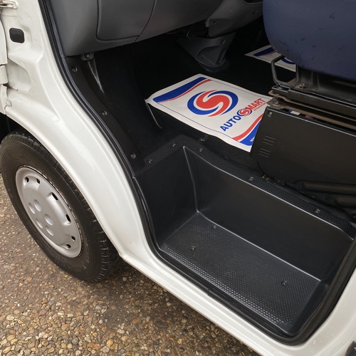 2005 CI Cusona 594 Motorhome 4 Berth 28264 Miles Last Owner 9.5yrs - ONLY £9995