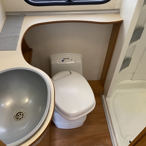 2005 CI Cusona 594 Motorhome 4 Berth 28264 Miles Last Owner 9.5yrs - ONLY £9995