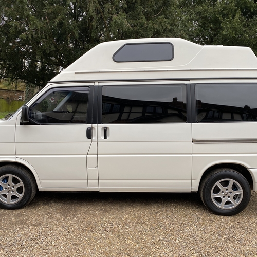 VW T4 Transporter Camper Van 4 Berth 2.4D White High Top Nice Spec Beautiful