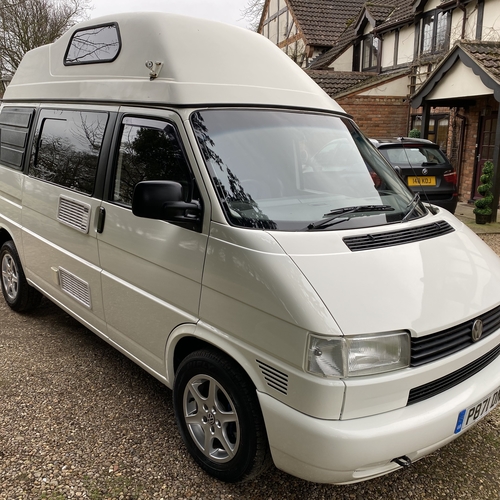 VW T4 Transporter Camper Van 4 Berth 2.4D White High Top Nice Spec Beautiful