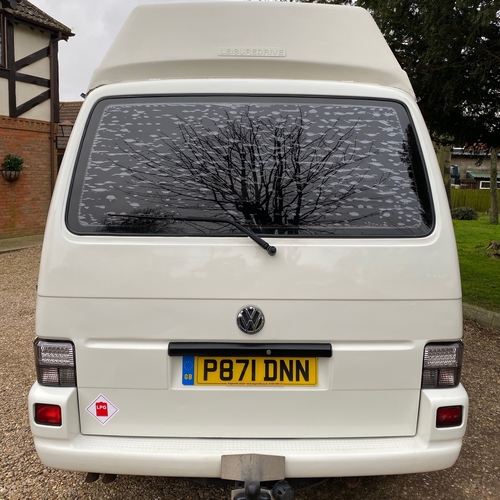 VW T4 Transporter Camper Van 4 Berth 2.4D White High Top Nice Spec Beautiful