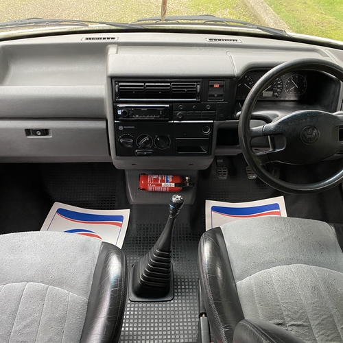 VW T4 Transporter Camper Van 4 Berth 2.4D White High Top Nice Spec Beautiful