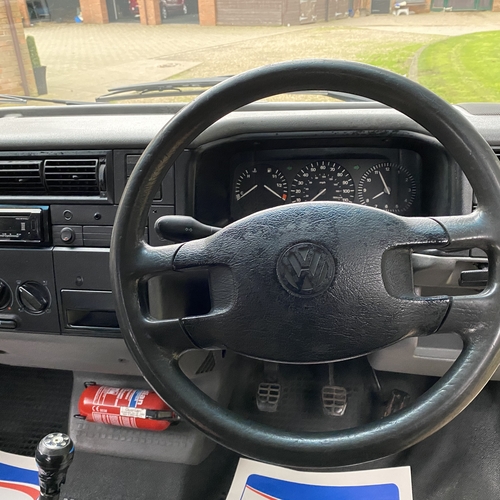 VW T4 Transporter Camper Van 4 Berth 2.4D White High Top Nice Spec Beautiful