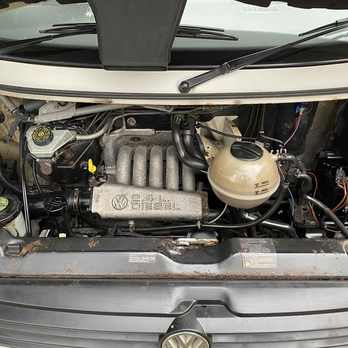 VW T4 Transporter Camper Van 4 Berth 2.4D White High Top Nice Spec Beautiful