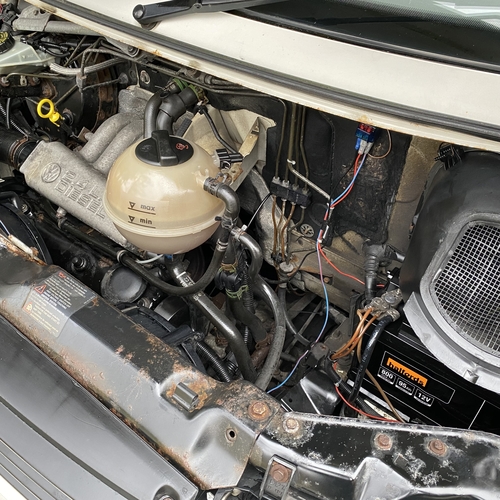 VW T4 Transporter Camper Van 4 Berth 2.4D White High Top Nice Spec Beautiful