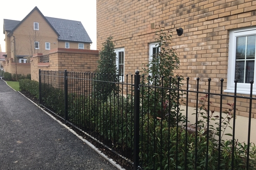 Ball cap posts for 1200mm high railings