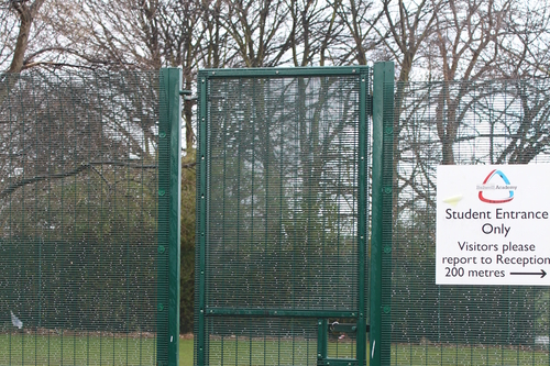 2400mm high Single 358 Mesh gates