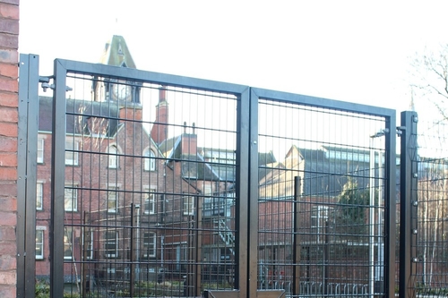 2000mm high Double Twinwire gates