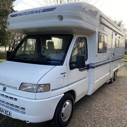 AutoTrail Chieftain Motorhome Tag Axle 8.4m ONLY 28034 Miles Fiat Ducato 2.8TD