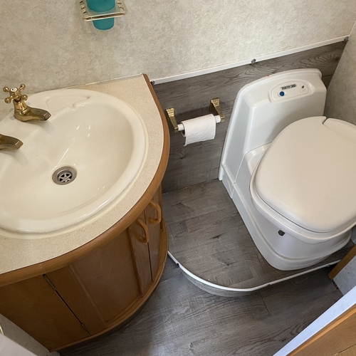 AutoTrail Chieftain Motorhome Tag Axle 8.4m ONLY 28034 Miles Fiat Ducato 2.8TD