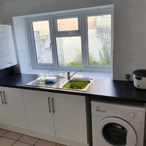 Budget Town Centre House By St Pauls University Campus For 3 People