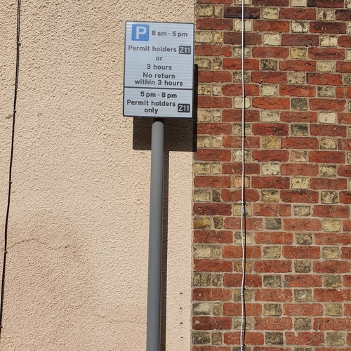 Budget Town Centre House By St Pauls University Campus For 3 People