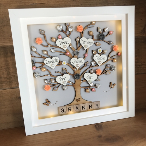 LED XL “ Floral Family Tree Frame “