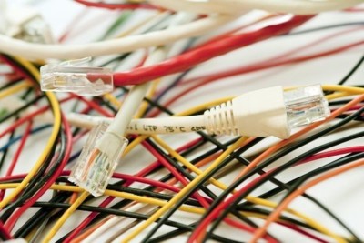 Wired Vs wireless burglar alarm